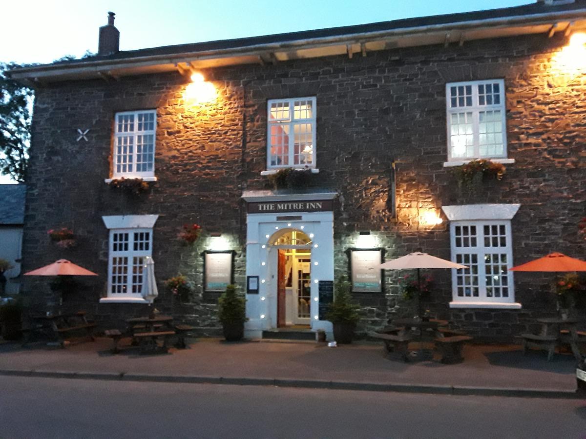 The Mitre Inn Witheridge Eksteriør billede